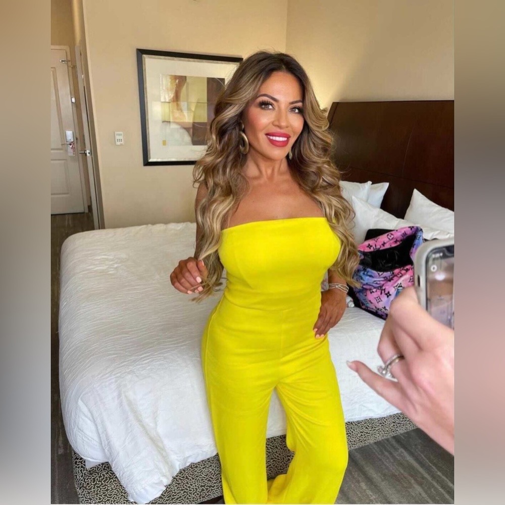 Ramy Brook Strapless Wide-Leg Jumpsuit in Neon SUNSHINE Yellow!✨️ - Picture 3 of 5